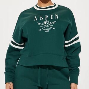 Forever 21 Aspen Green Sweatshirt‎ Cropped Side Slit Sz Small